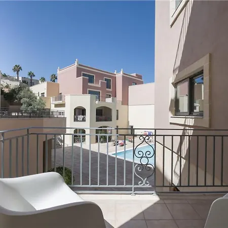 Daire Lux Seaview & Pool-hosted By Sweetstay Mellieħa